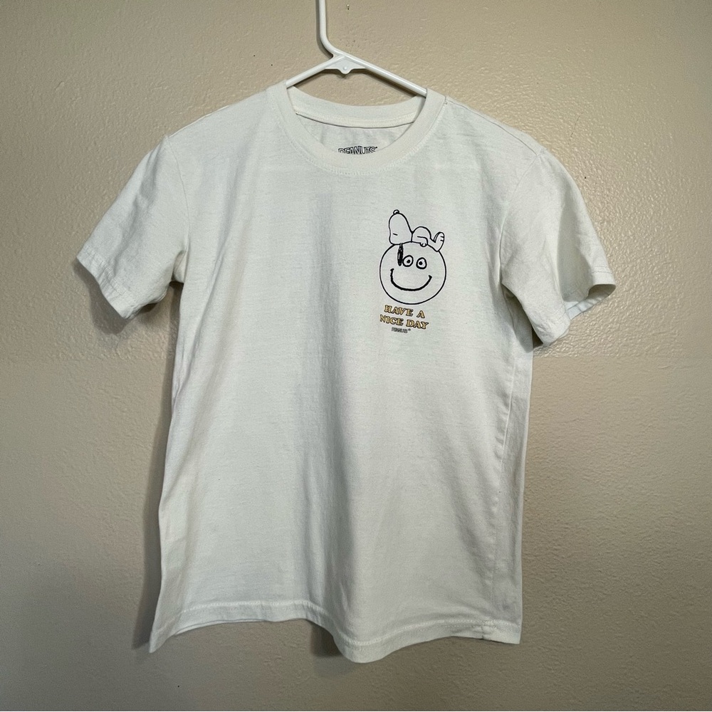 Vintage Peanuts Snoopy T-Shirt with Graphic